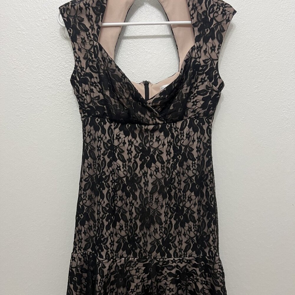 New York & Company lace dress